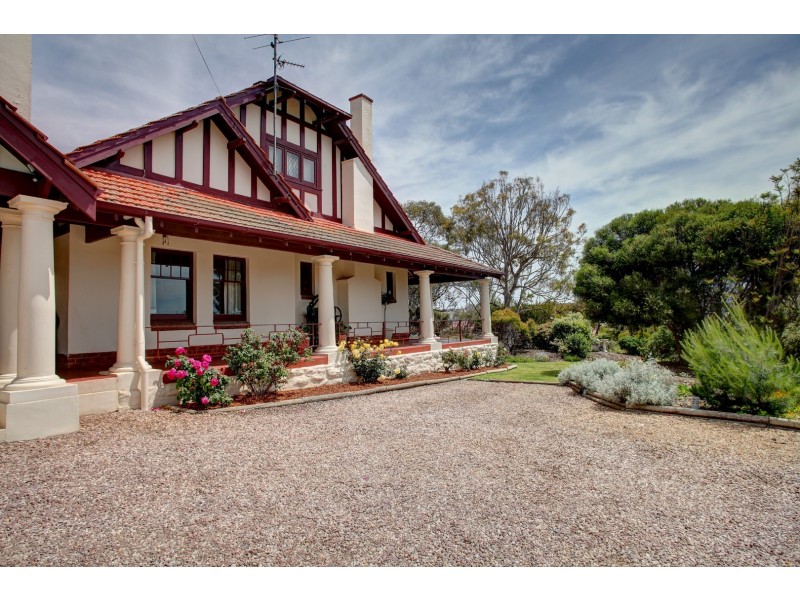 13 Knott Street, Port Lincoln SA 5606