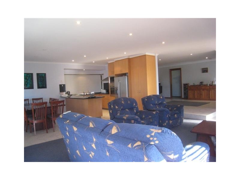 13 Ridley Crescent, Port Lincoln SA 5606