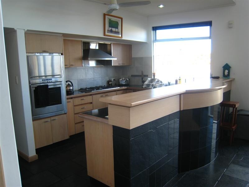 38 Parnkalla Avenue, Port Lincoln SA 5606