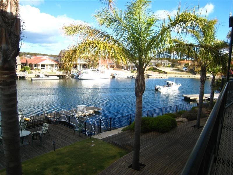 38 Parnkalla Avenue, Port Lincoln SA 5606