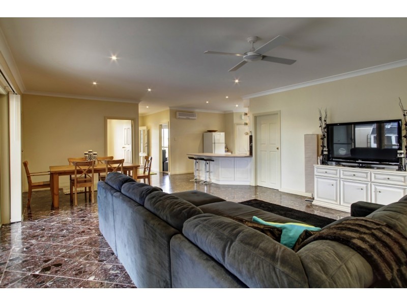 25 Laguna Drive, Port Lincoln SA 5606