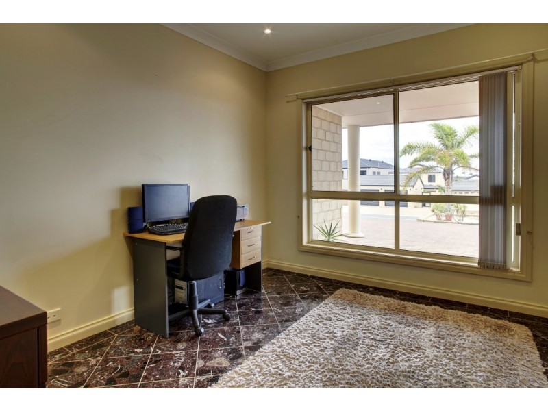25 Laguna Drive, Port Lincoln SA 5606