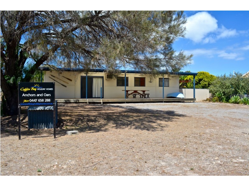 41 Flinders Avenue, Coffin Bay SA 5607