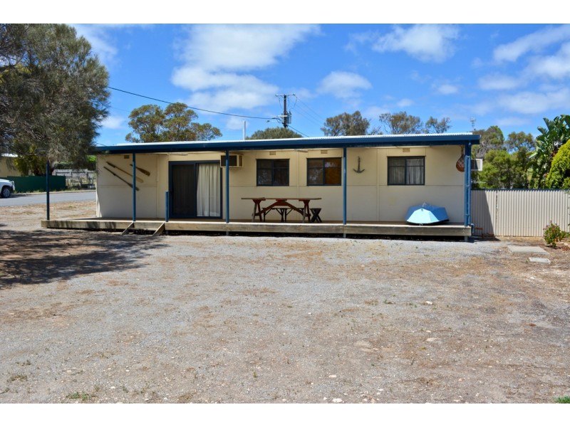 41 Flinders Avenue, Coffin Bay SA 5607