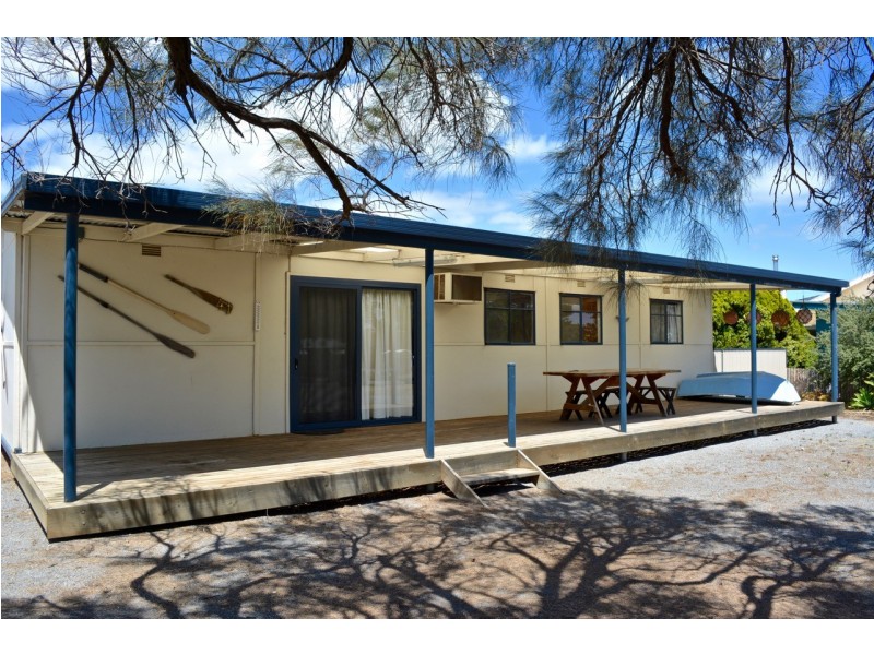41 Flinders Avenue, Coffin Bay SA 5607