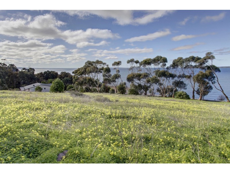 136 Lincoln Highway, Port Lincoln SA 5606