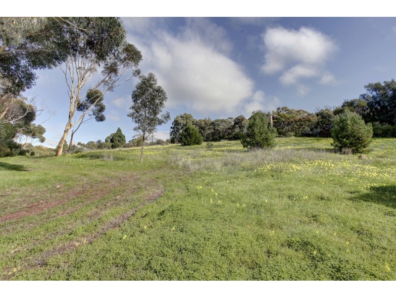 136 Lincoln Highway, Port Lincoln SA 5606