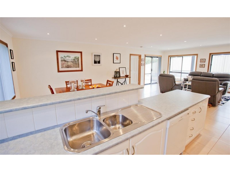 5 Romas Way, Port Lincoln SA 5606