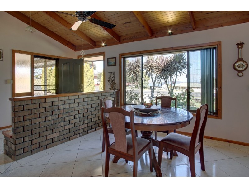 1 Hilltop Drive, Port Lincoln SA 5606