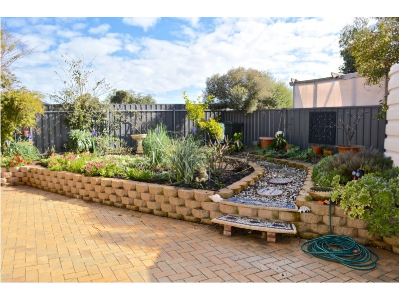 10/2 Benson Avenue, Coffin Bay SA 5607