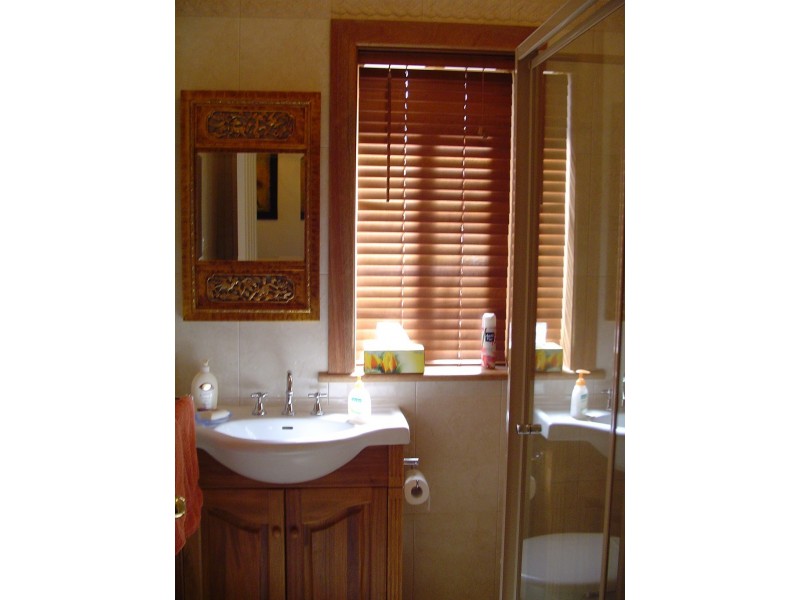 17 McFarlane Ave, Port Lincoln SA 5606