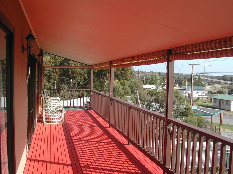 23 Pine Crescent, Coffin Bay SA 5607