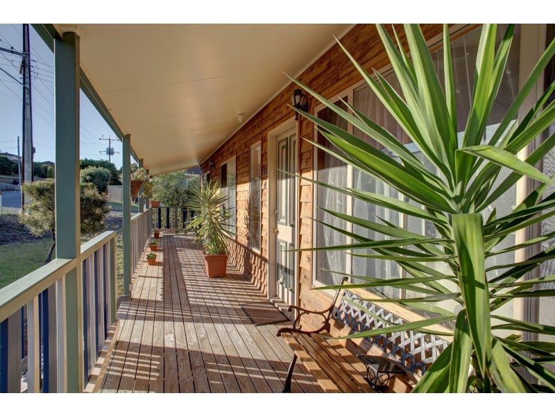 16 Alexander Crescent, Port Lincoln SA 5606