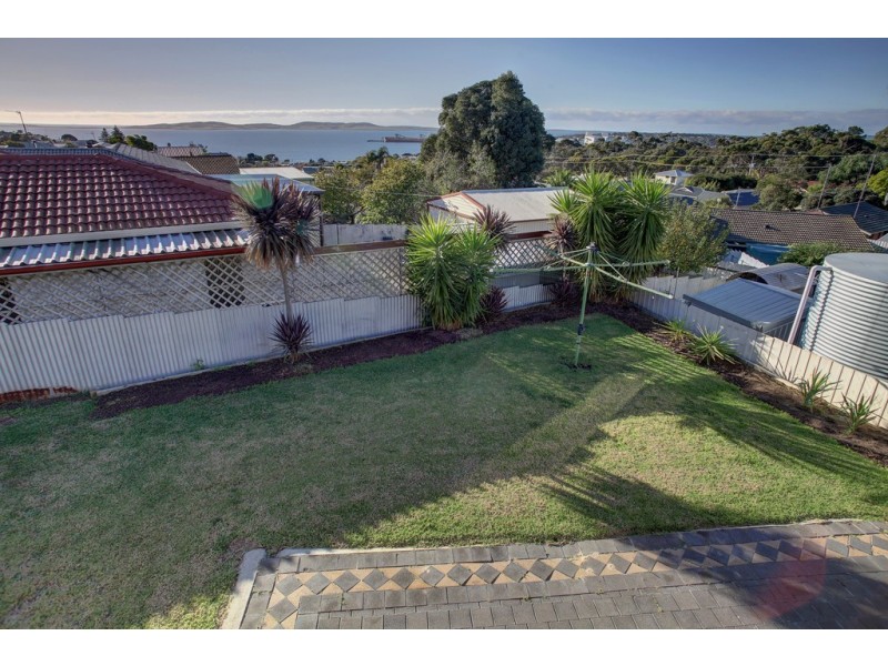 16 Alexander Crescent, Port Lincoln SA 5606
