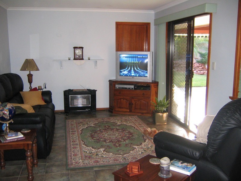 2a Emeroo Court, Roxby Downs SA 5725