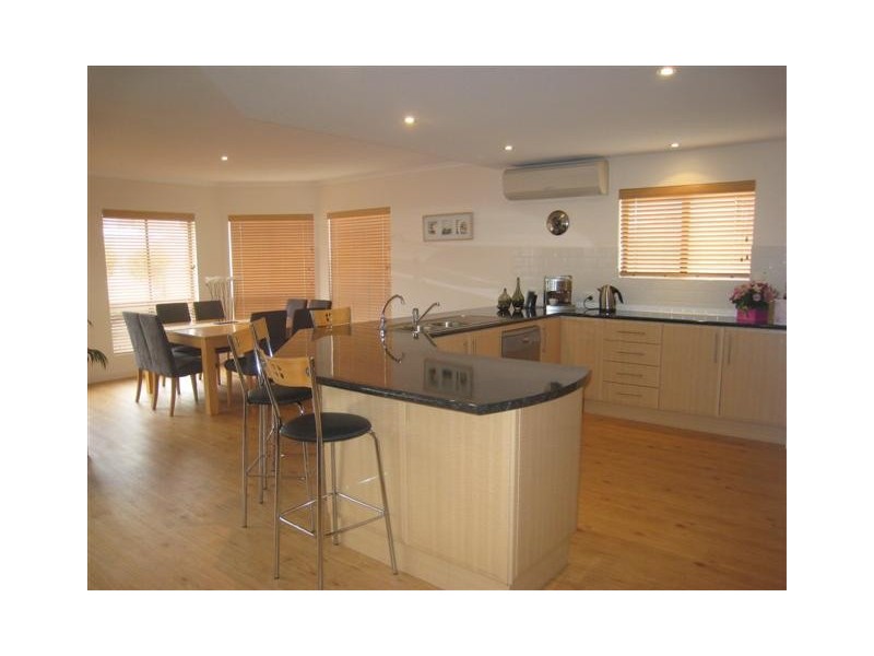 34 Cove View Drive, Port Lincoln SA 5606