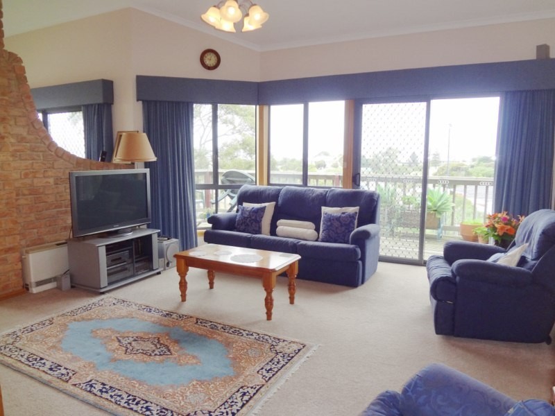 5 Barry Avenue, Port Lincoln SA 5606