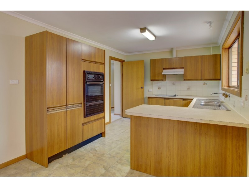 13 Hillside Grove, Port Lincoln SA 5606