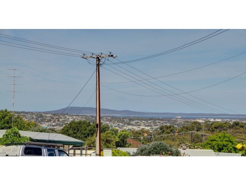 13 Hillside Grove, Port Lincoln SA 5606