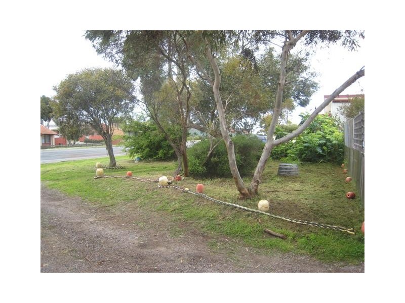 11 Duncan Ave, Port Lincoln SA 5606