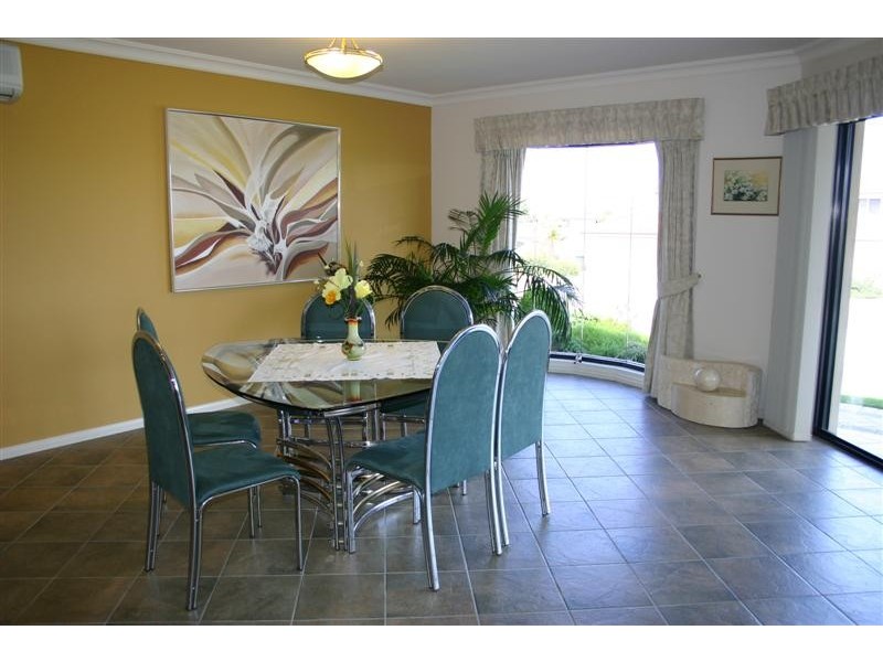 10 Calais Avenue, Port Lincoln SA 5606