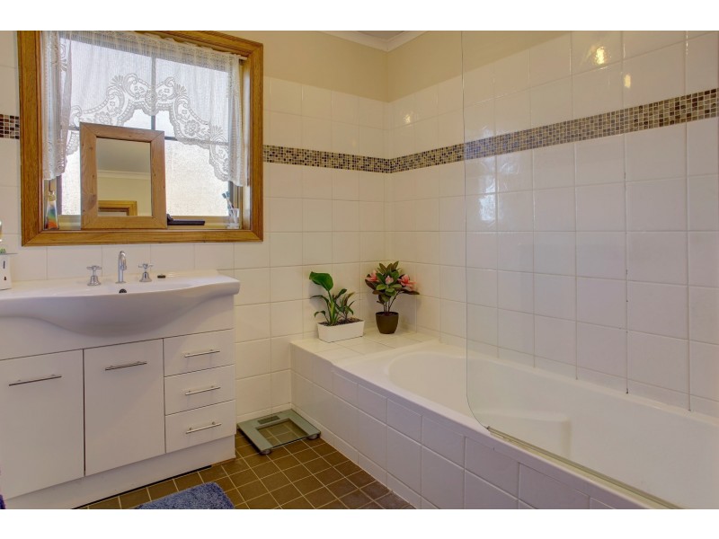 2/136 New West Road, Port Lincoln SA 5606