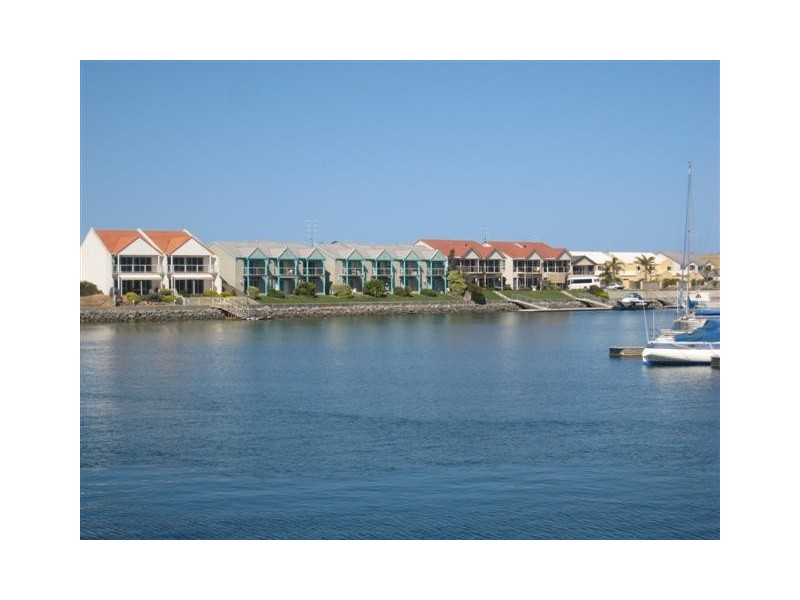 6/17 South Point Drive, Port Lincoln SA 5606