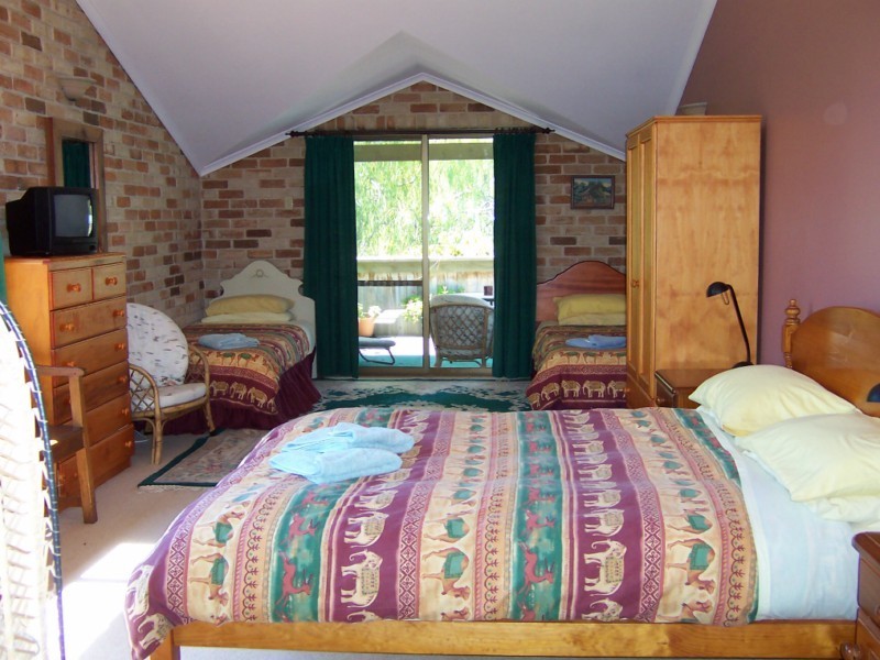 215-217 Esplanade, Coffin Bay SA 5607