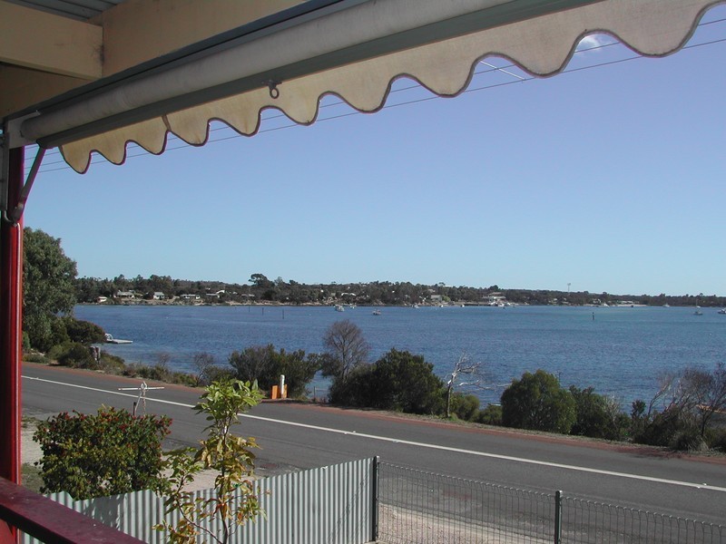 27 Esplanade, Coffin Bay SA 5607