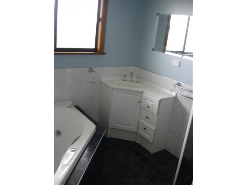 12 Lawson Drive, Port Lincoln SA 5606