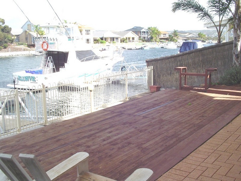 30 Parnkalla Avenue, Port Lincoln SA 5606