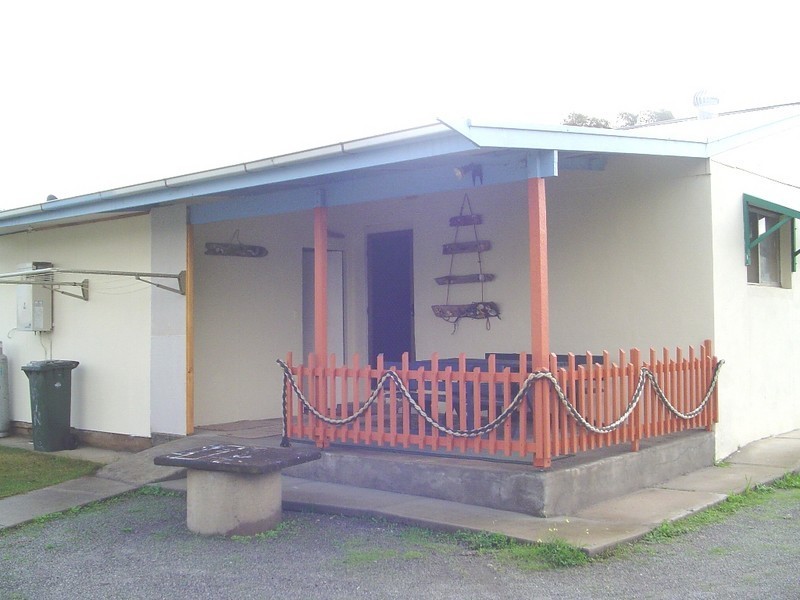 5 Flinders Ave, Coffin Bay SA 5607