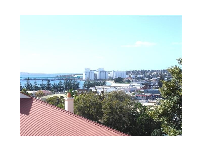 8 Prospect Rd, Port Lincoln SA 5606