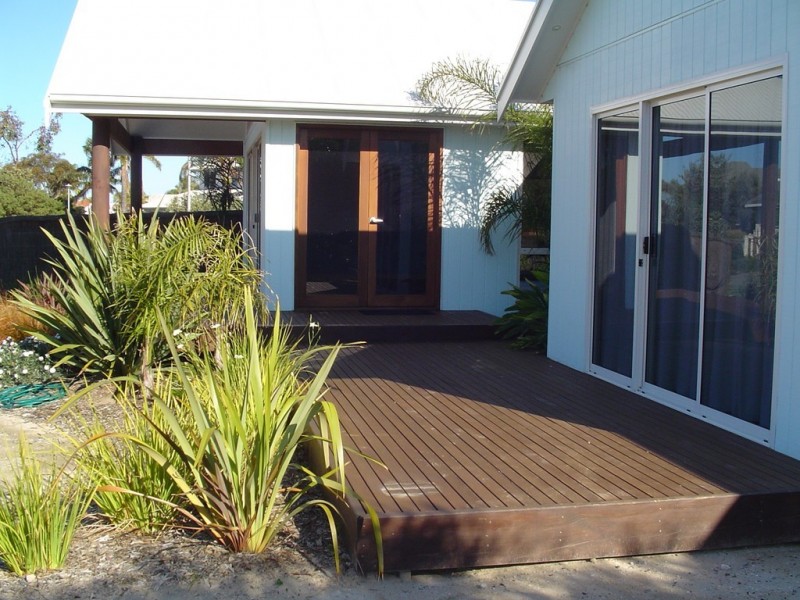 16  Cronin Avenue, Port Lincoln SA 5606