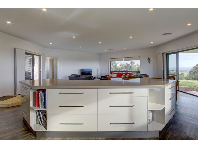 4 Panoramic Drive, Port Lincoln SA 5606