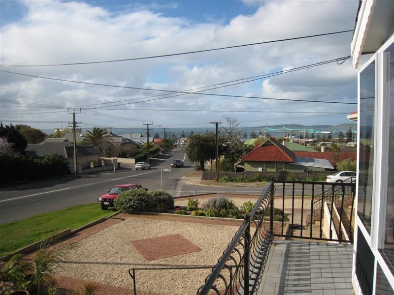 1/19 New West Road, Port Lincoln SA 5606