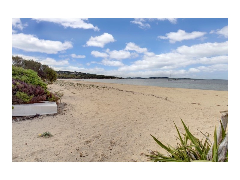 7 North Point Avenue, Port Lincoln SA 5606