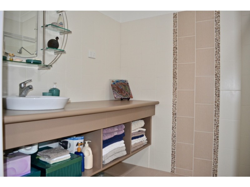 2/77 Esplanade, Coffin Bay SA 5607