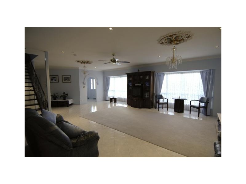 19 Hilltop Drive, Port Lincoln SA 5606