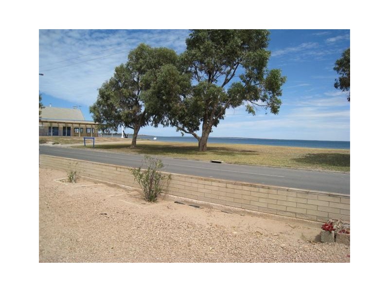 10  Frayne Tce, Ceduna SA 5690