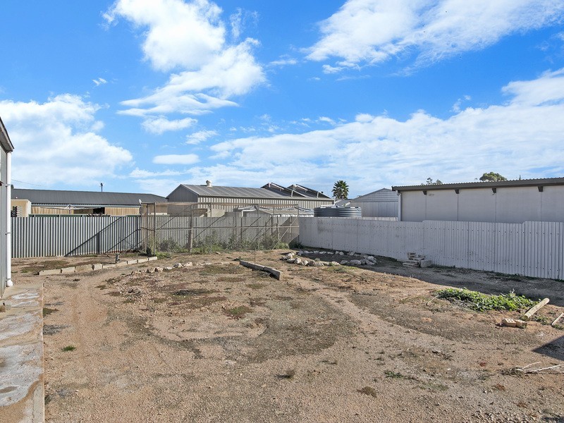 24 Collins Street, Ceduna SA 5690