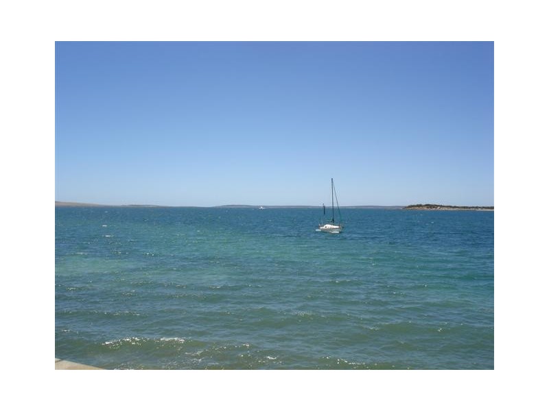 2/27 Northpoint Avenue, Port Lincoln SA 5606