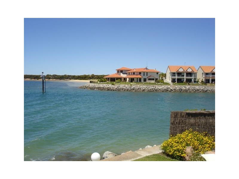 2/27 Northpoint Avenue, Port Lincoln SA 5606