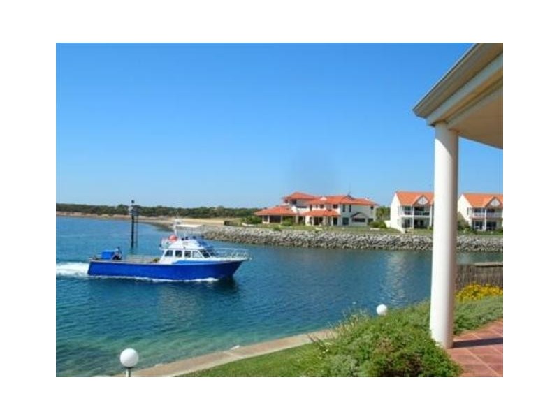 2/27 Northpoint Avenue, Port Lincoln SA 5606