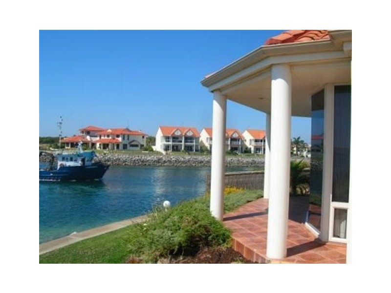 2/27 Northpoint Avenue, Port Lincoln SA 5606