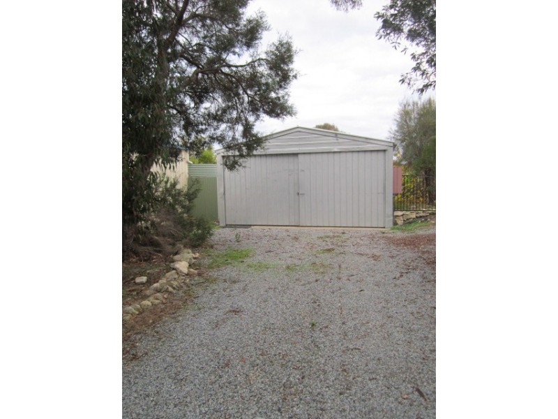 16 Shepperd Ave, Coffin Bay SA 5607