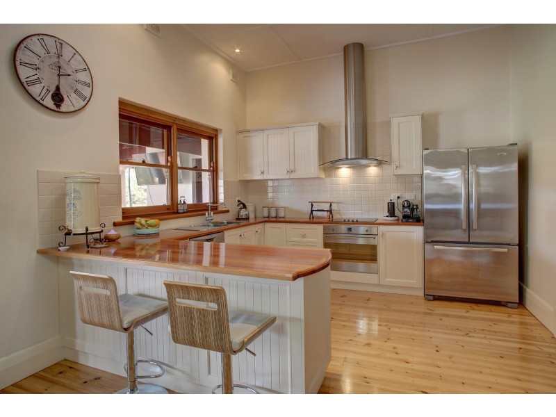 13 Knott Street, Port Lincoln SA 5606