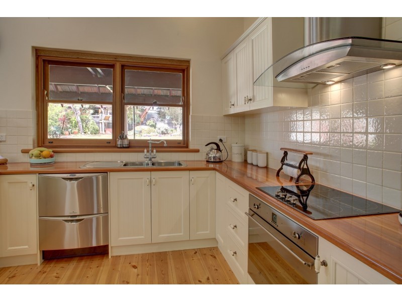 13 Knott Street, Port Lincoln SA 5606