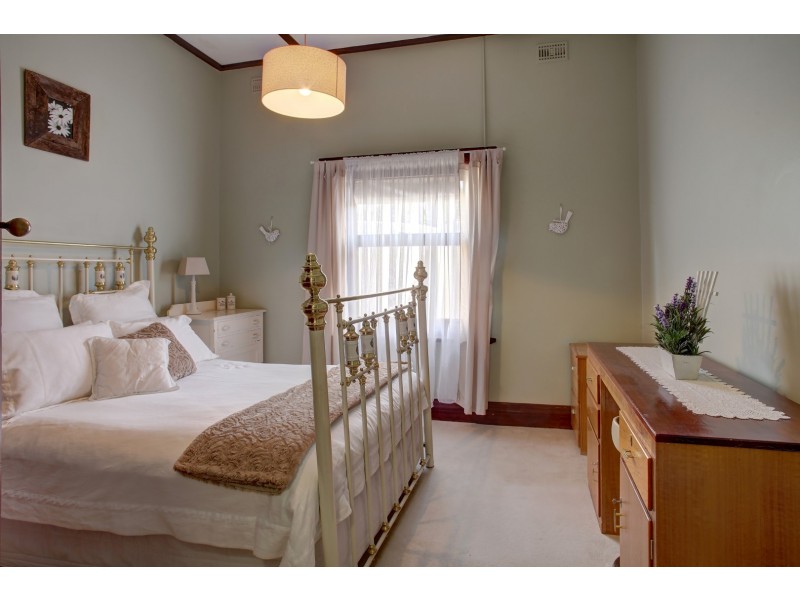 13 Knott Street, Port Lincoln SA 5606