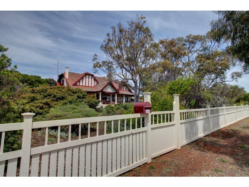 13 Knott Street, Port Lincoln SA 5606